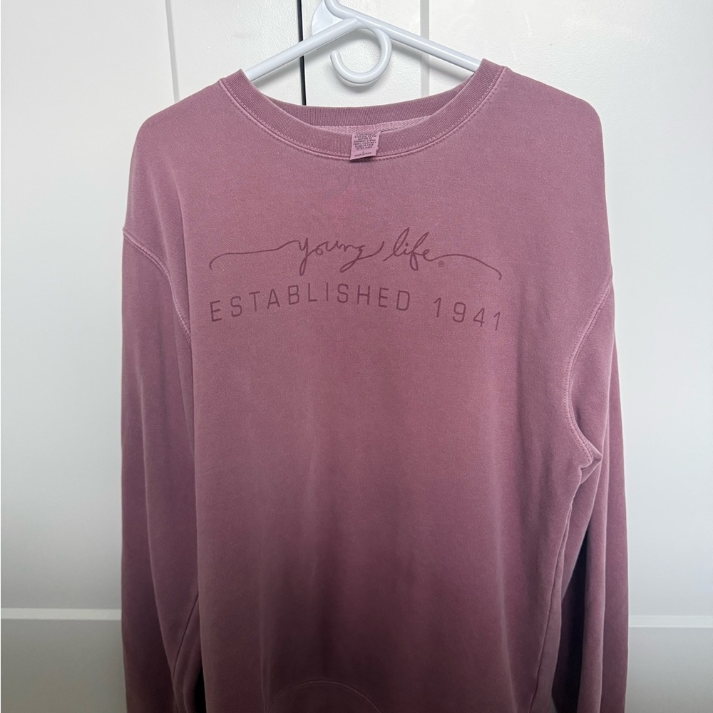 Young life crewneck